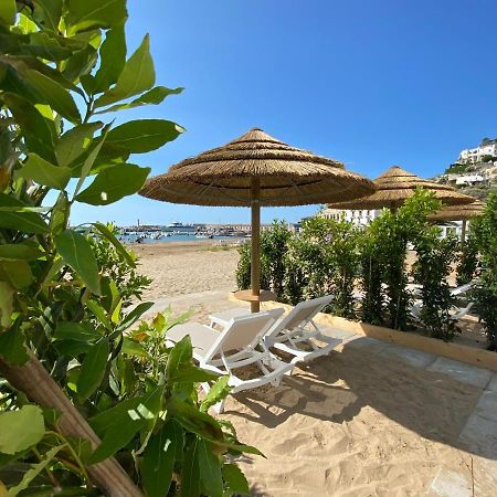 Marina Bay Suites Peschici Eksteriør billede