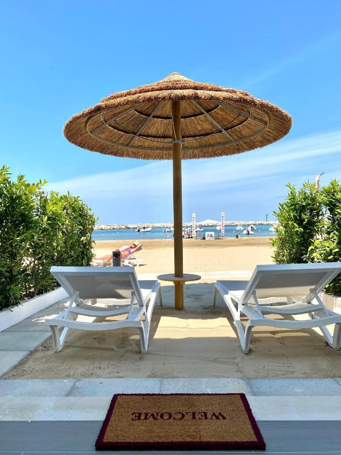 Marina Bay Suites Peschici Eksteriør billede
