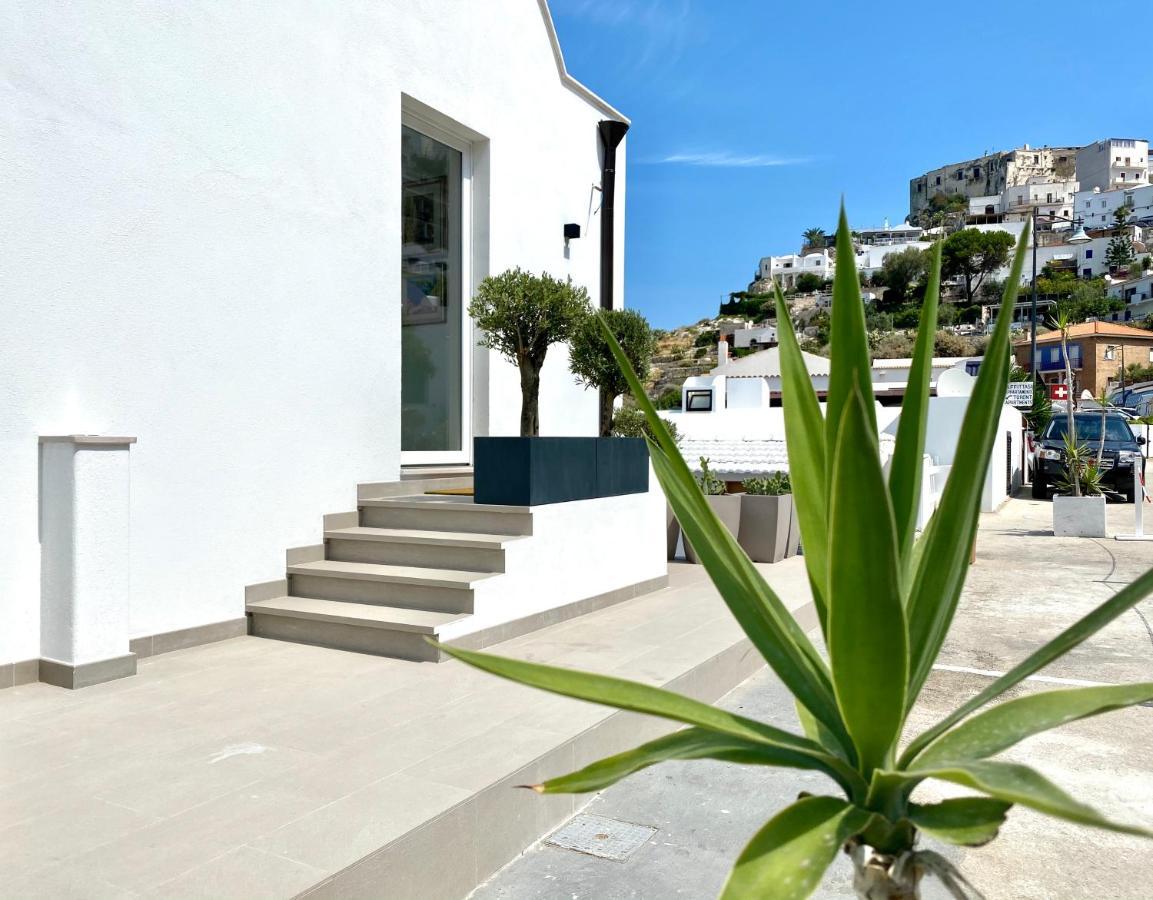 Marina Bay Suites Peschici Eksteriør billede